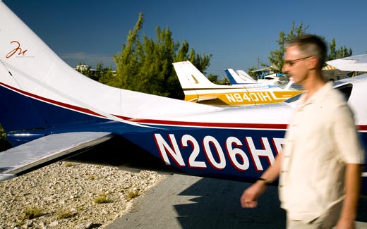 Flying in the Bahamas Out Islands